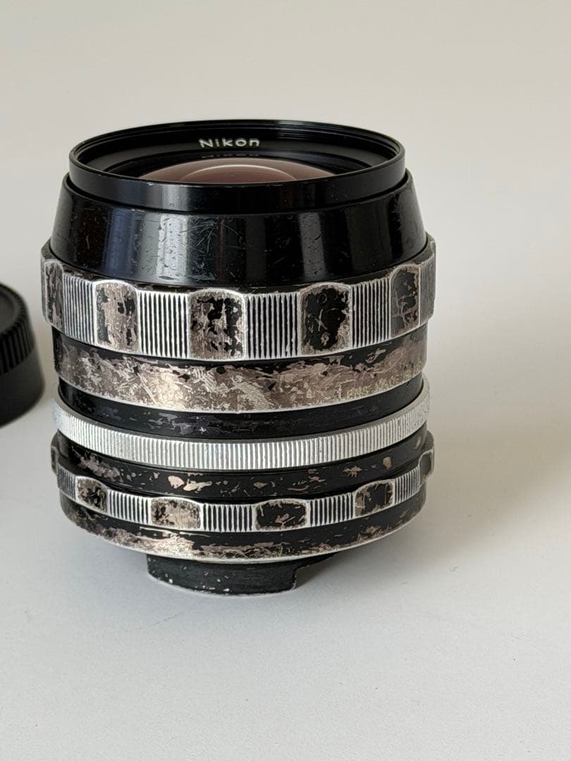 Nikon Nikkor-NC 28mm f2レンズ