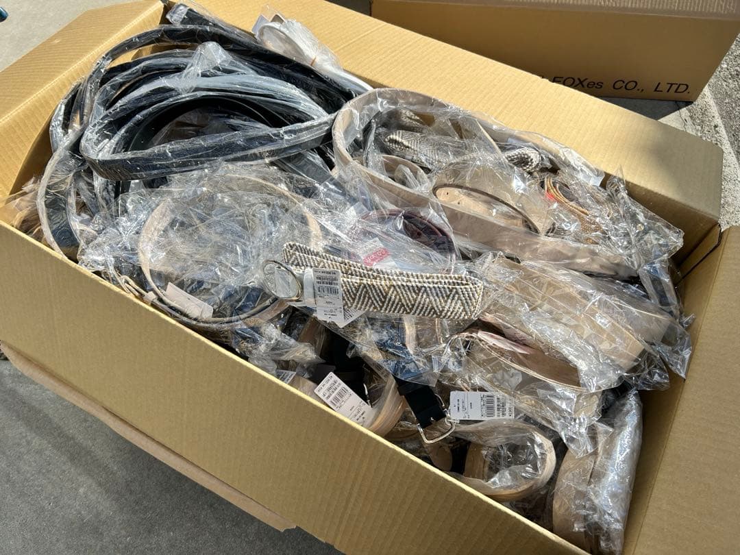 死亡安ッ！【96%OFF】コムサイズム レディース 新品ベルト 総額約30万