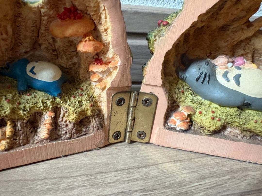 となりのトトロ　見開きジオラマ　メイのお昼寝