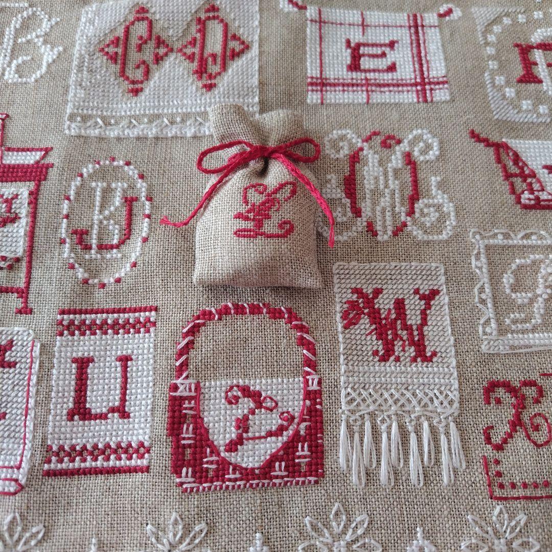 専用　クロスステッチ完成品　３点