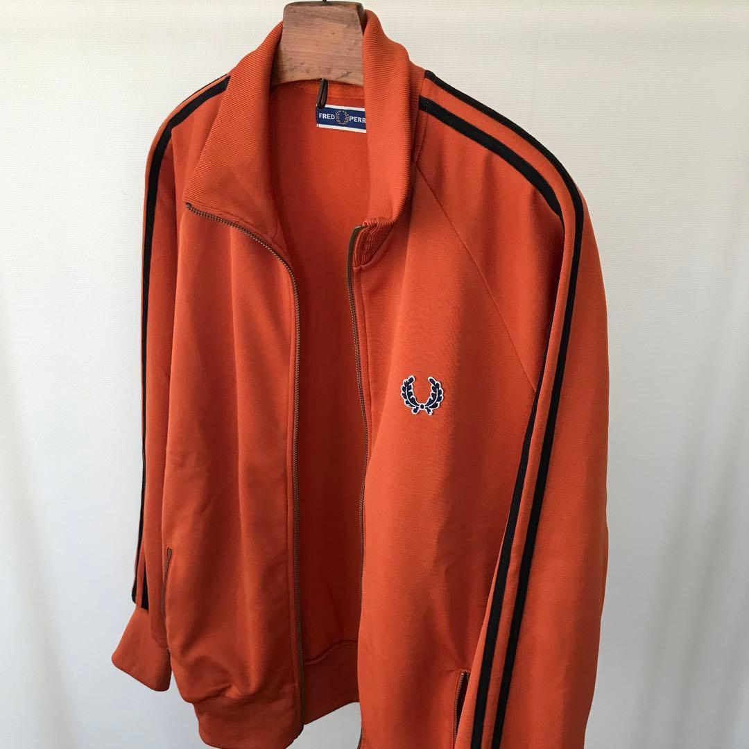 フレッドペリー☆L～XL☆オレンジ☆トラックジャケット☆ジャージ
