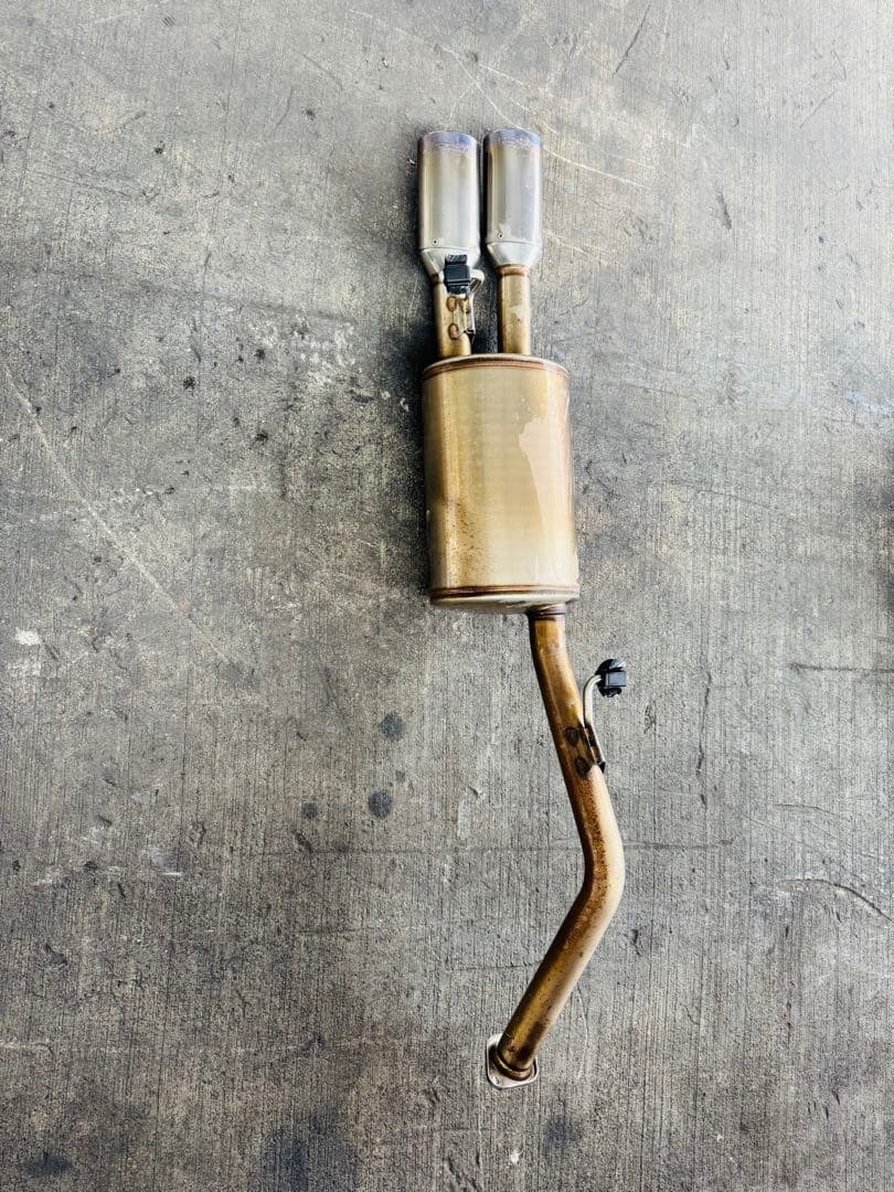 プリウス ZVW30 マフラー ガナドール PASION JQR10101136