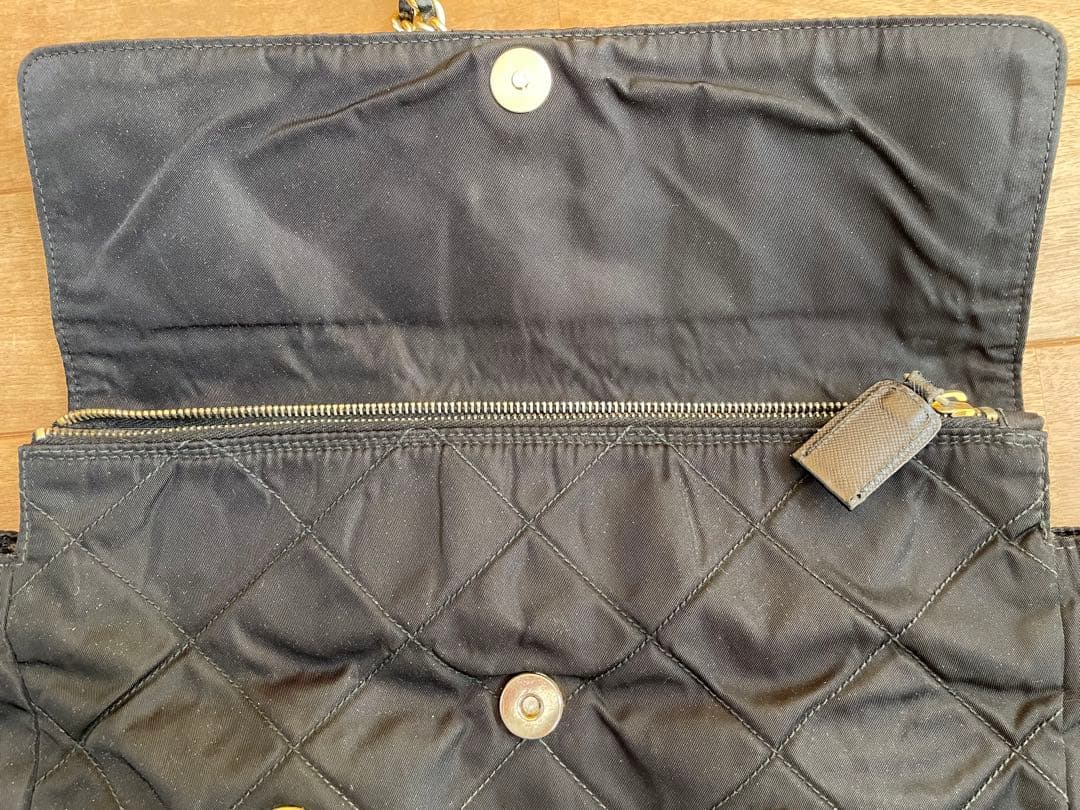 アルビ　正規品PRADA プラダ　キルティング　チェーンショルダーバッグ