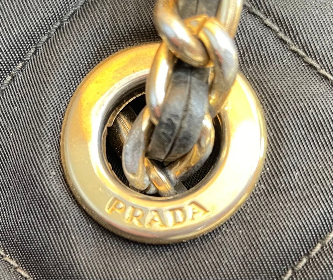 アルビ　正規品PRADA プラダ　キルティング　チェーンショルダーバッグ
