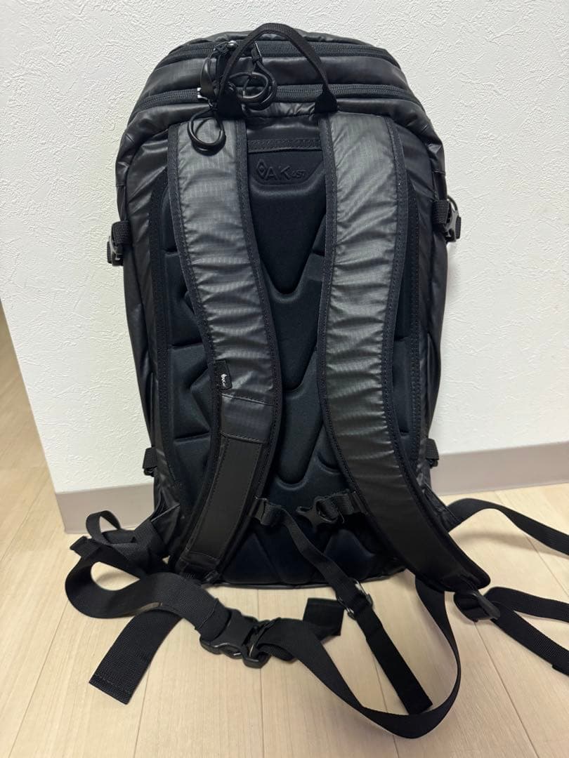 AK457 バックパック 18L fragment Burton バートン
