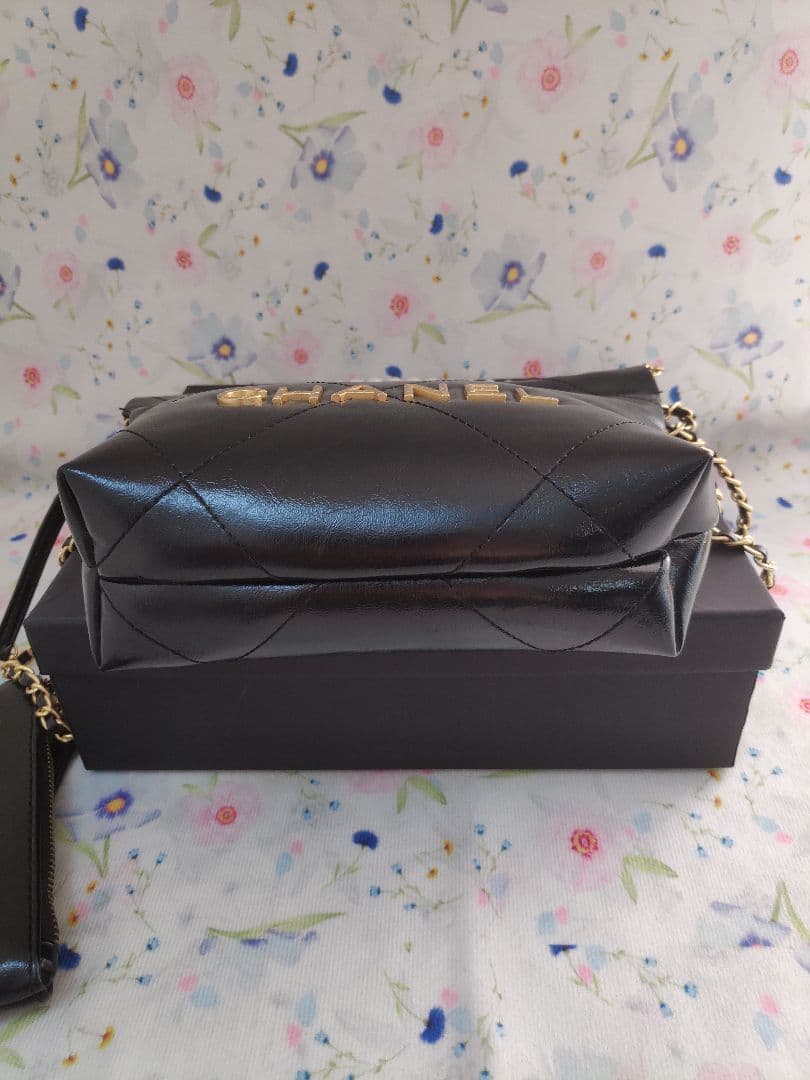 CHANEL ノベルティ ショルダーバッグ パールチェーン ポーチ付き