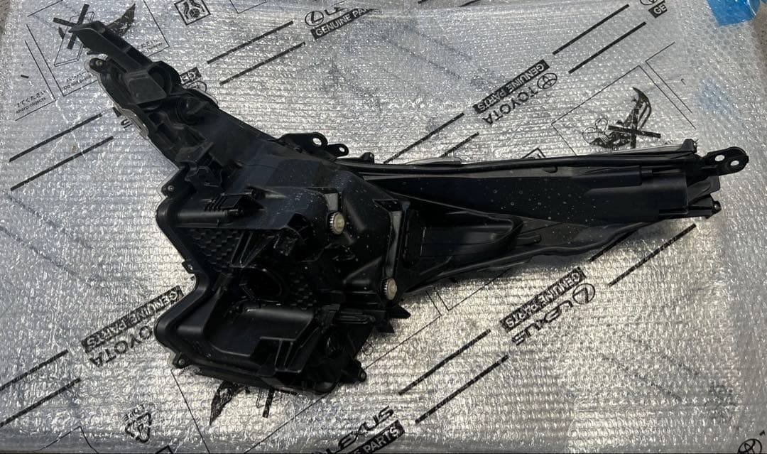 トヨタ 50プリウス zvw50 前期 ヘッドライト 運転席側 右側