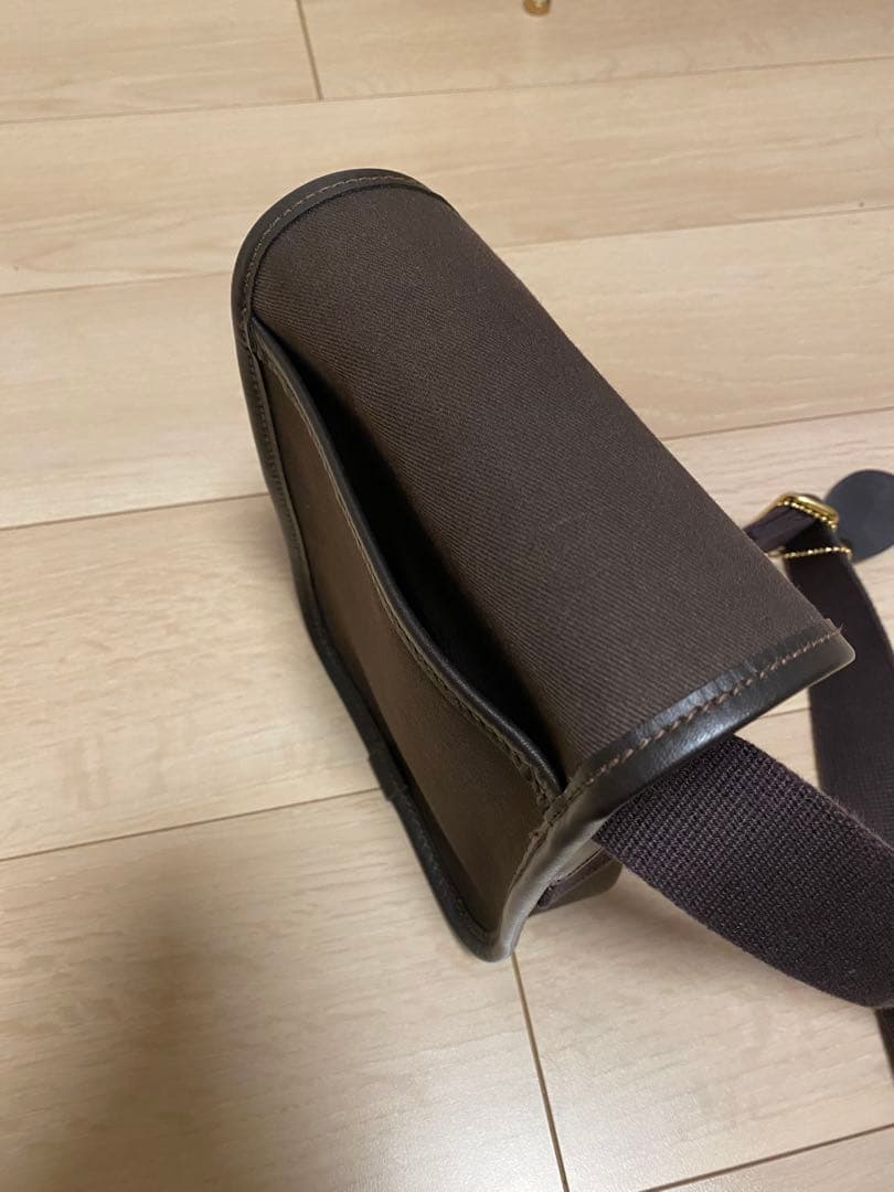 ブレディ　KENT ショルダーバッグ