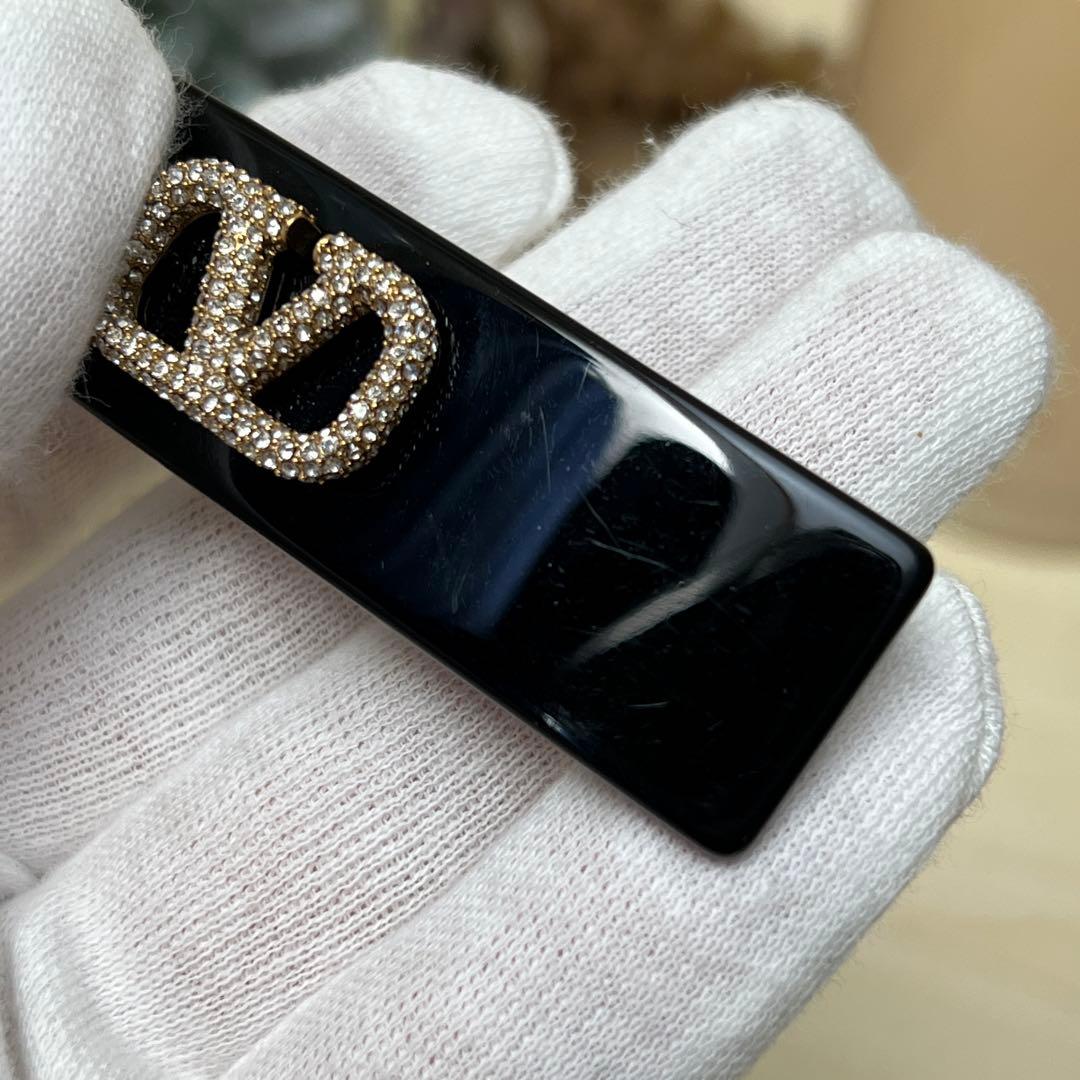 現行品 ヴァレンティノ Vロゴ シグネチャー ヘアクリップ スワロフスキー