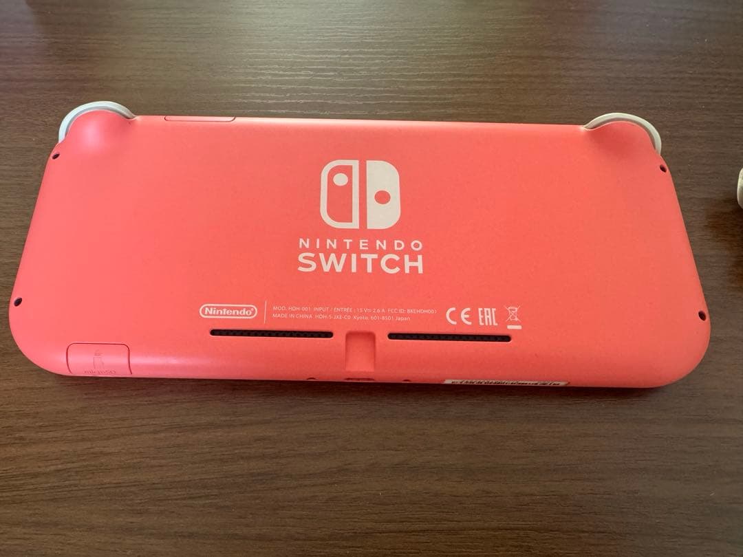 Nintendo Switch Lite コーラル 本体 箱あり　付属品完備