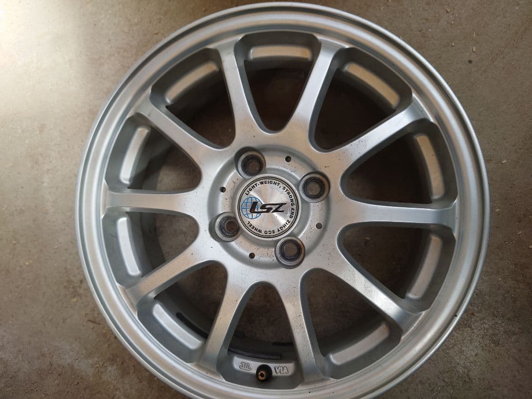 15インチアルミホイール　15x6j 4/100 インセット45　中古4枚