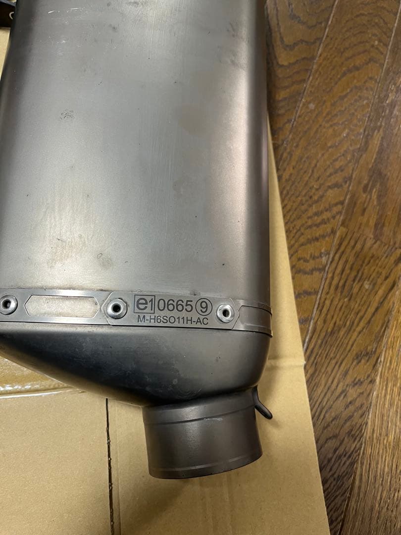 アクラポビッチAKRAPOVIC CBR600RR スリップオンマフラーe1仕様