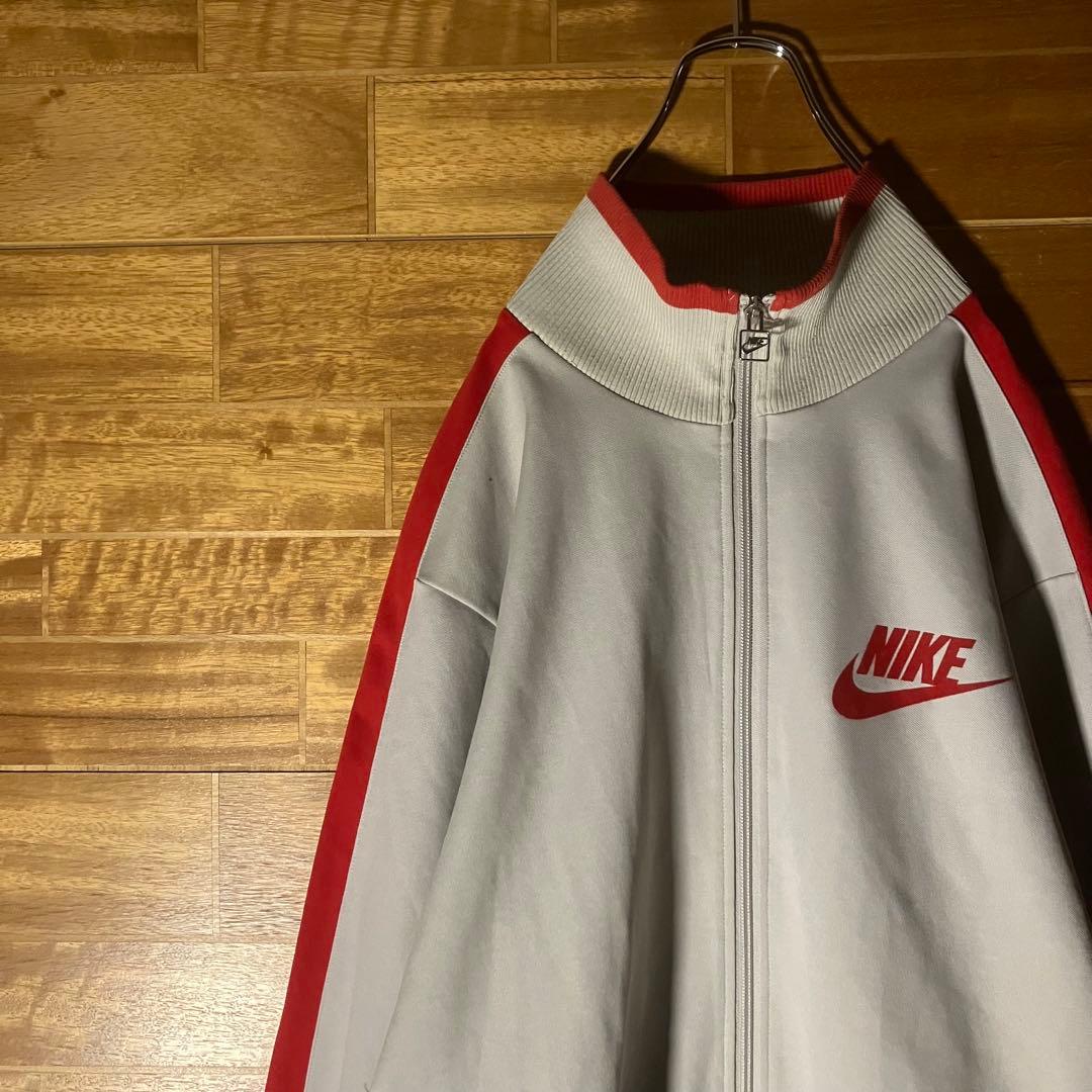 NIKE トラックジャケット　ジャージ　スウェット　グレー　赤　ハイネック　L