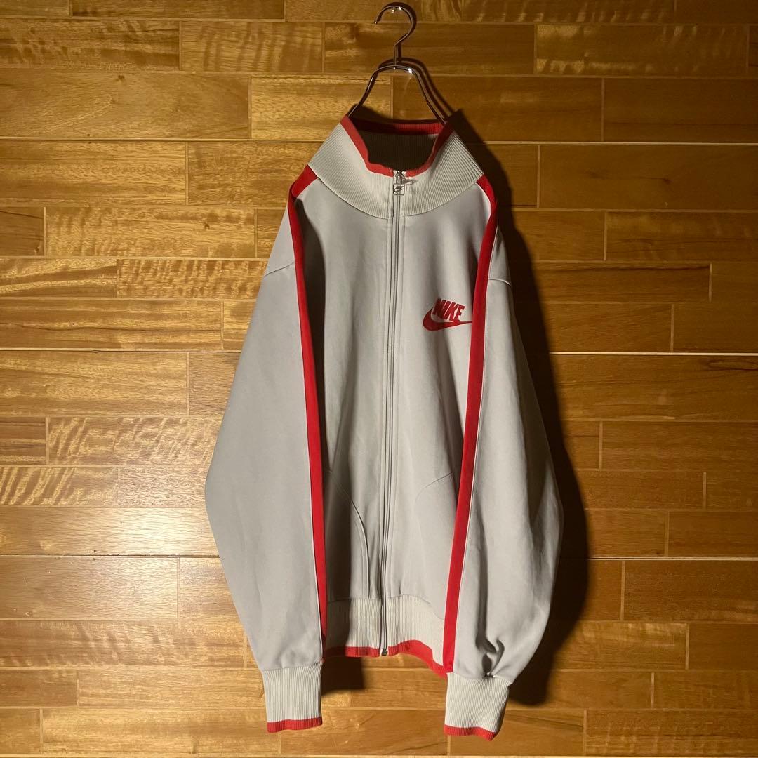 NIKE トラックジャケット　ジャージ　スウェット　グレー　赤　ハイネック　L