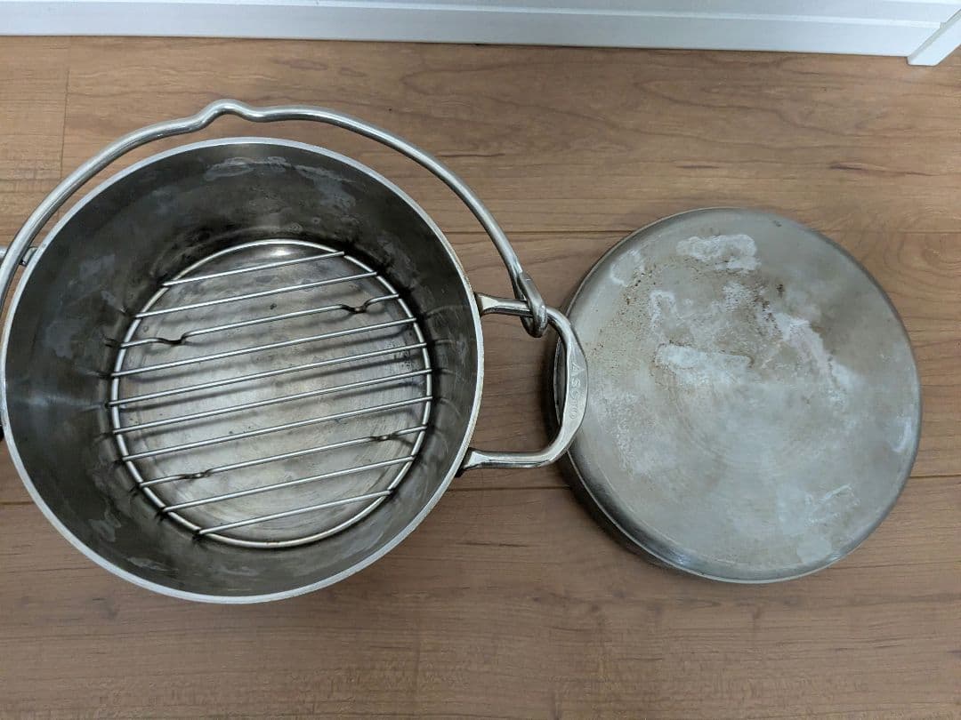 SOTO（ソト）　ダッチオーブン　8インチ　ステンレス製　底網付き