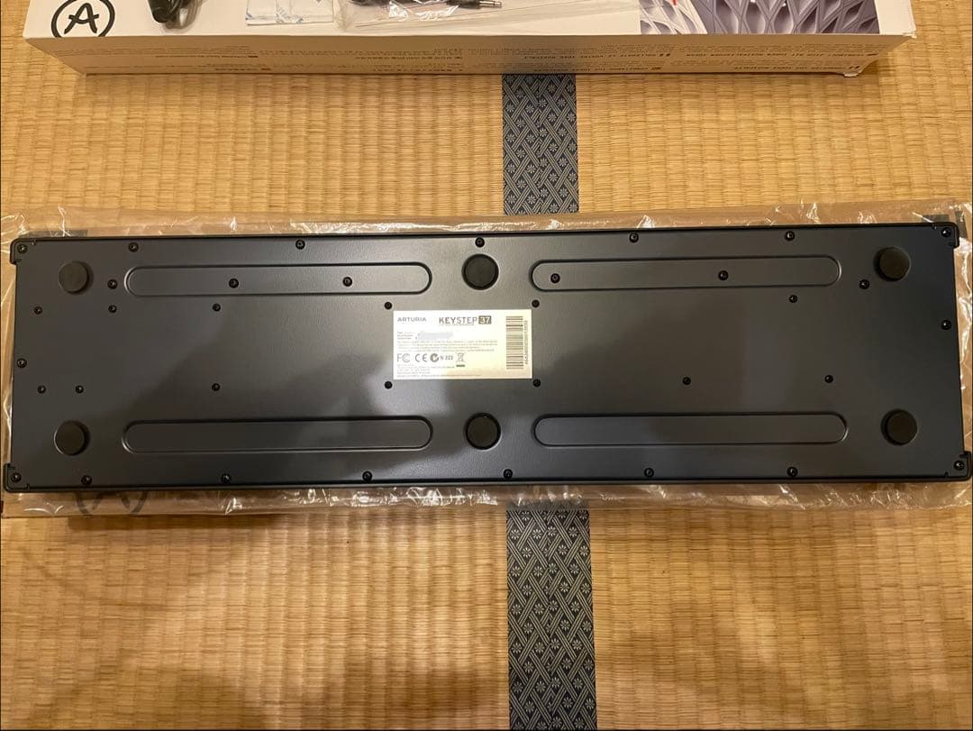 ARTURIA KEYSTEP 37 BLACK EDITION 限定品