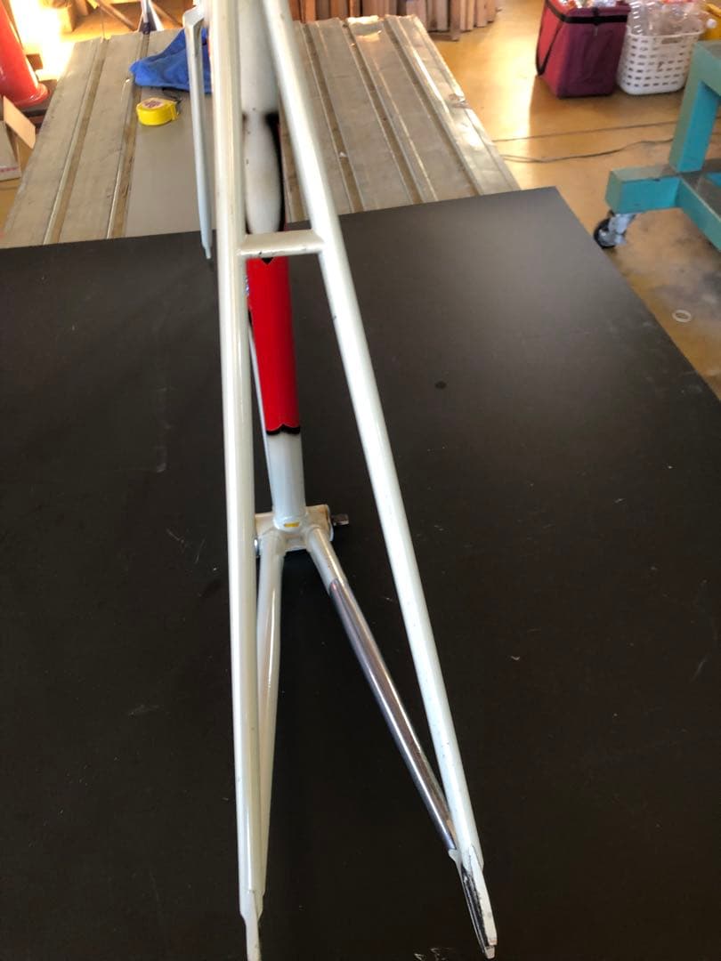 MAKINO マキノ　フレーム 競輪　njs刻印 bb有　凹みあり？