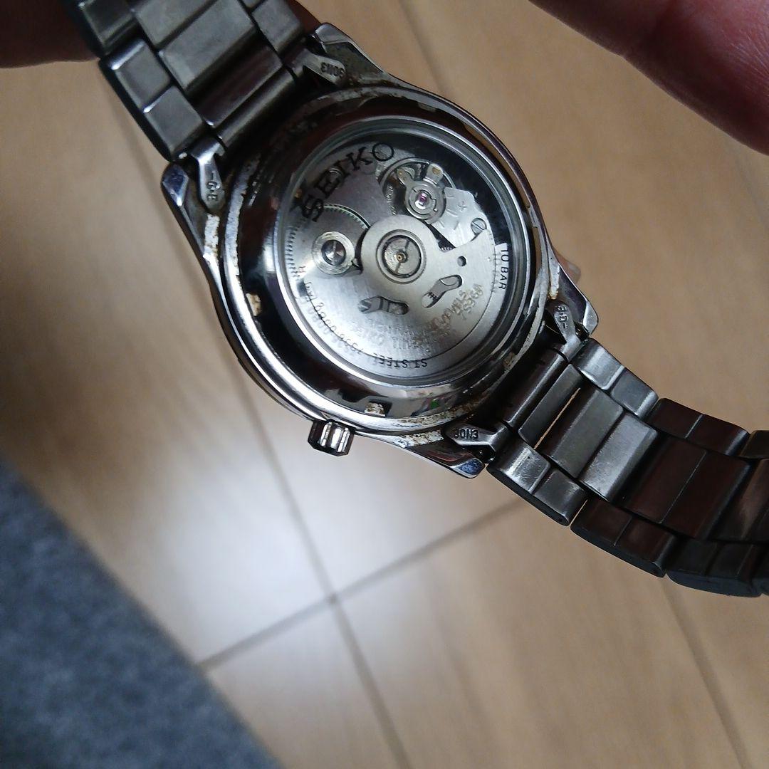 マ*ん様 セイコー 5スポーツ自動巻き時計 100m防水 黒文字盤