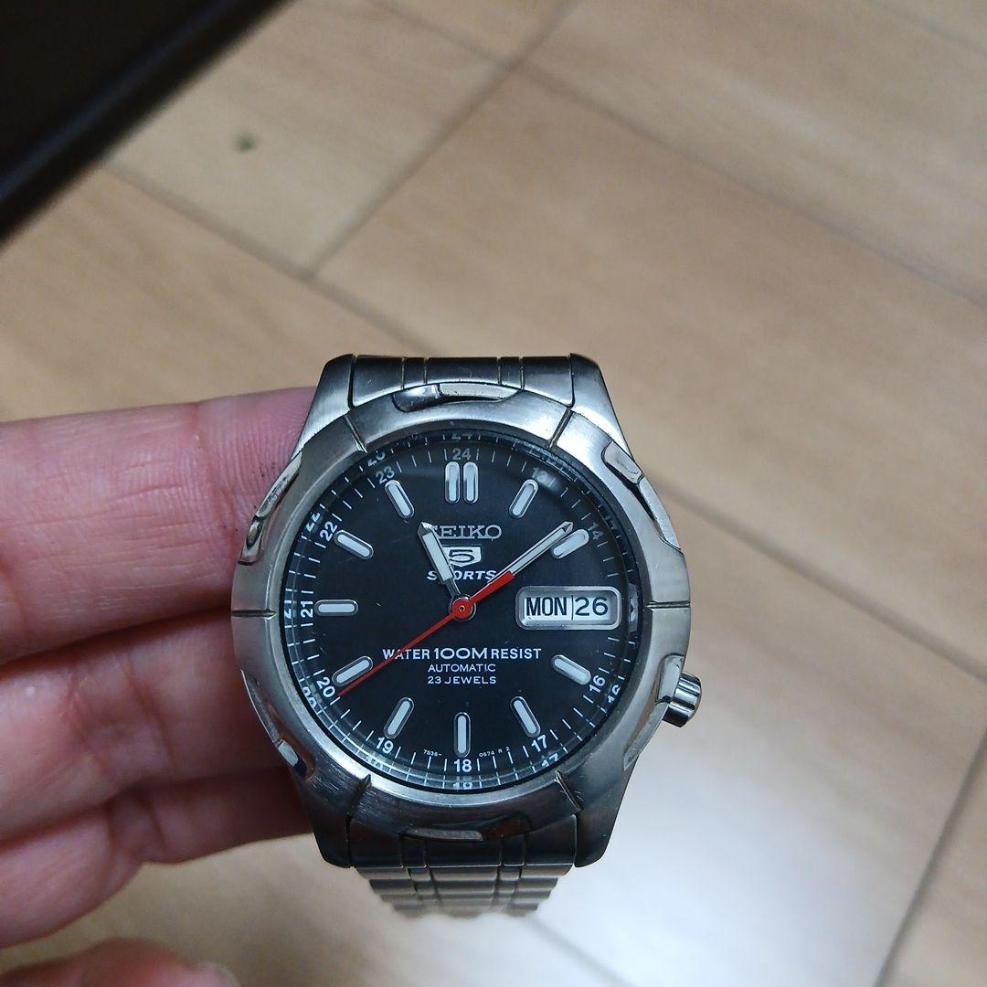 マ*ん様 セイコー 5スポーツ自動巻き時計 100m防水 黒文字盤
