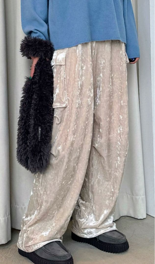 完売 emmi ベロアカーゴパンツ LBGE