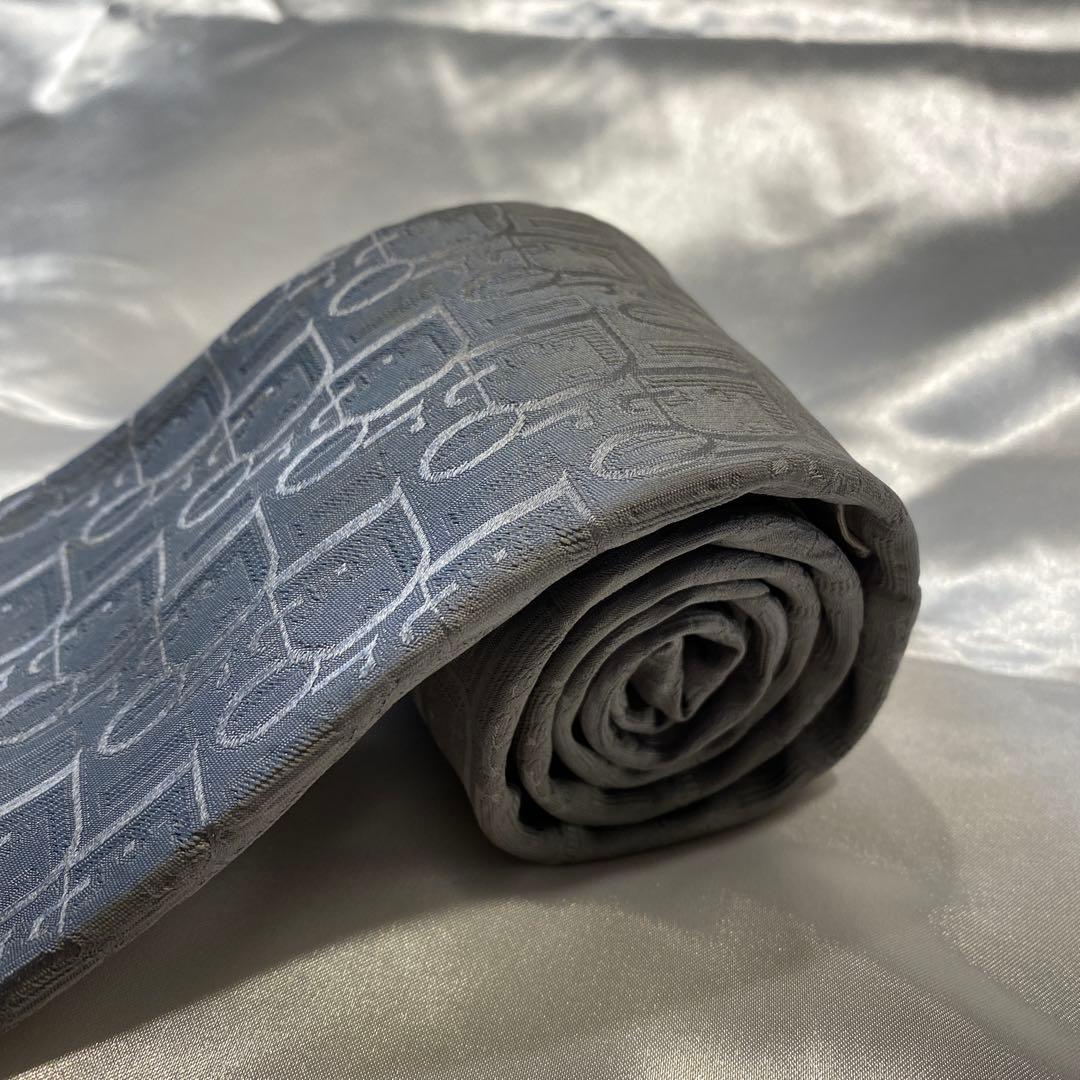 Christian Dior ディオール　グレー トロッターシルクネクタイ