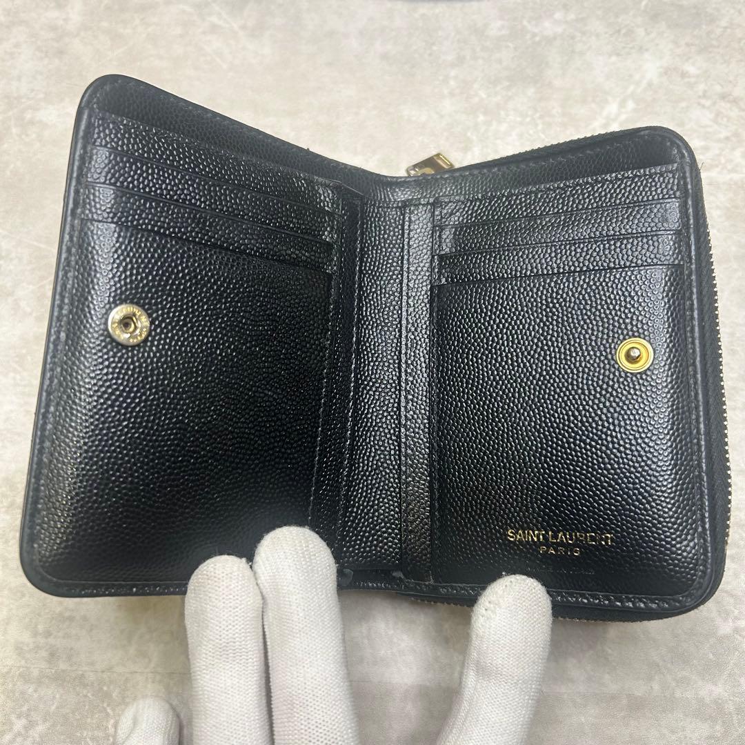 【インポートブランドコレクションk】二つ折り財布