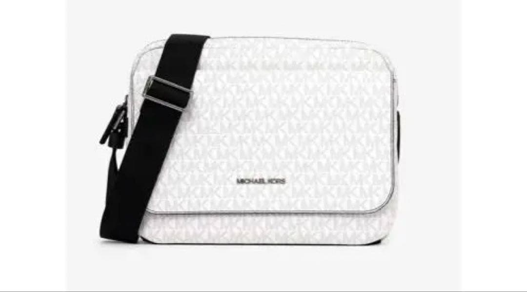 COOPER フラップ カメラバッグ - MKシグネチャー　マイケルコース