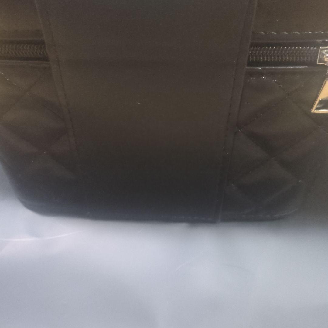 CHANEL ブラック キルティングポーチ非売品限定