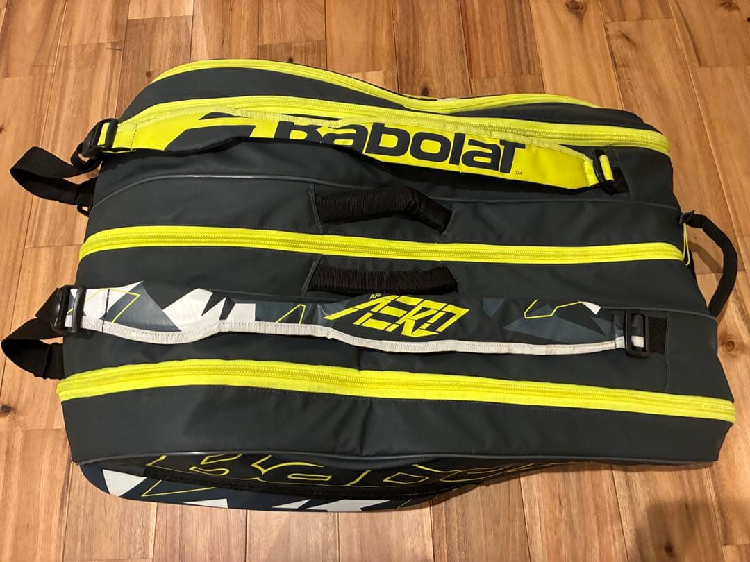 バボラ ピュアアエロ ラケット＆バッグG2 フェアウェイ レザーグリップ