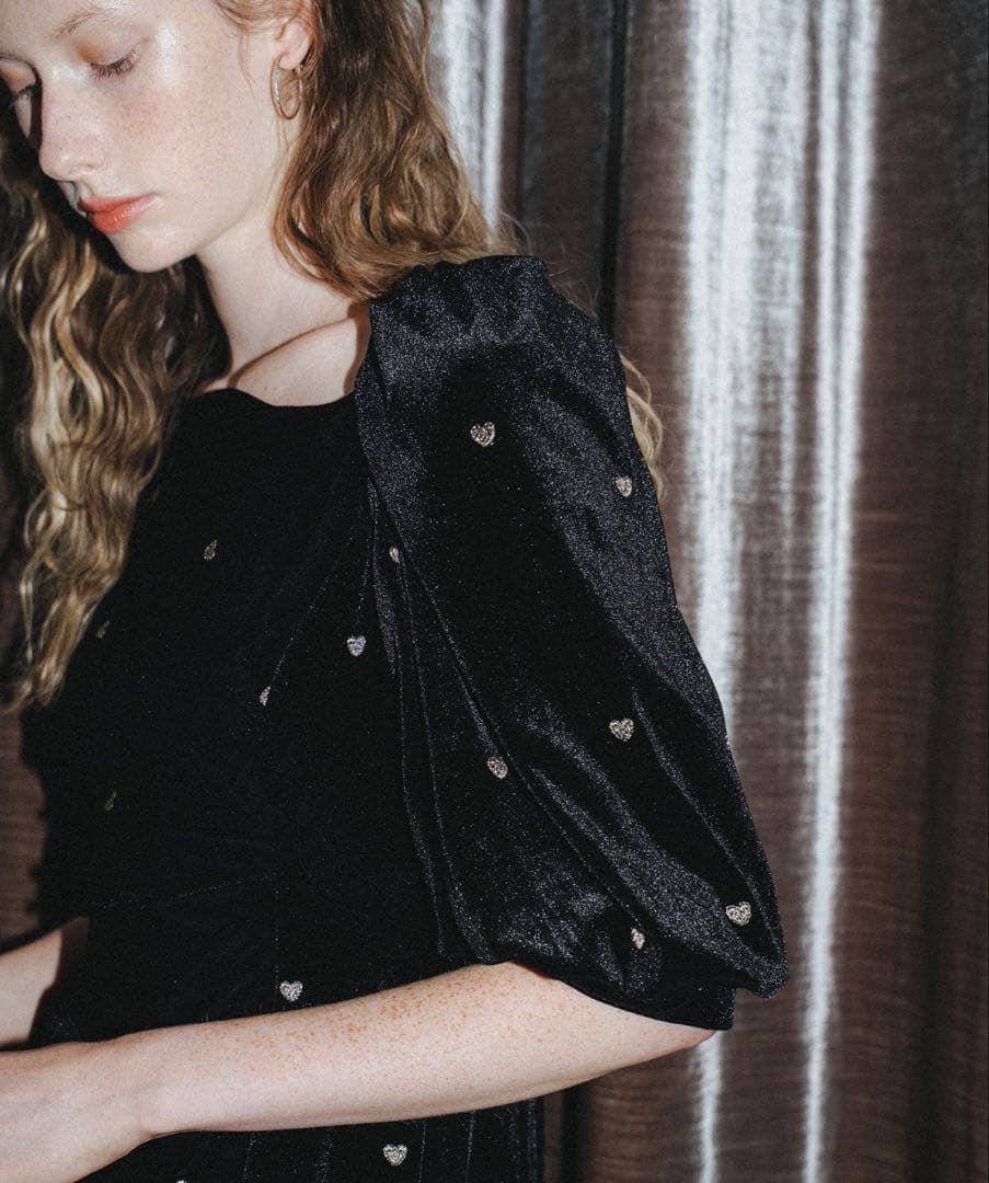 ブラックベルベットロングドレス