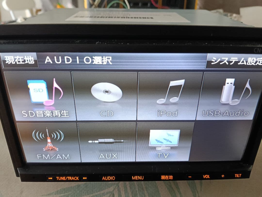 Suzuki カーナビ 本体 CN-E202ZA