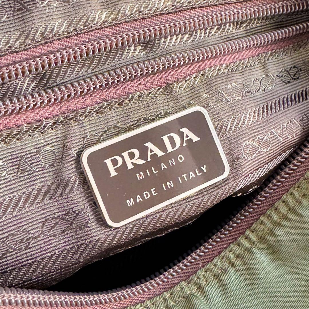美品 PRADA プラダ ショルダーバッグ メッセンジャーバッグ 三角プレート