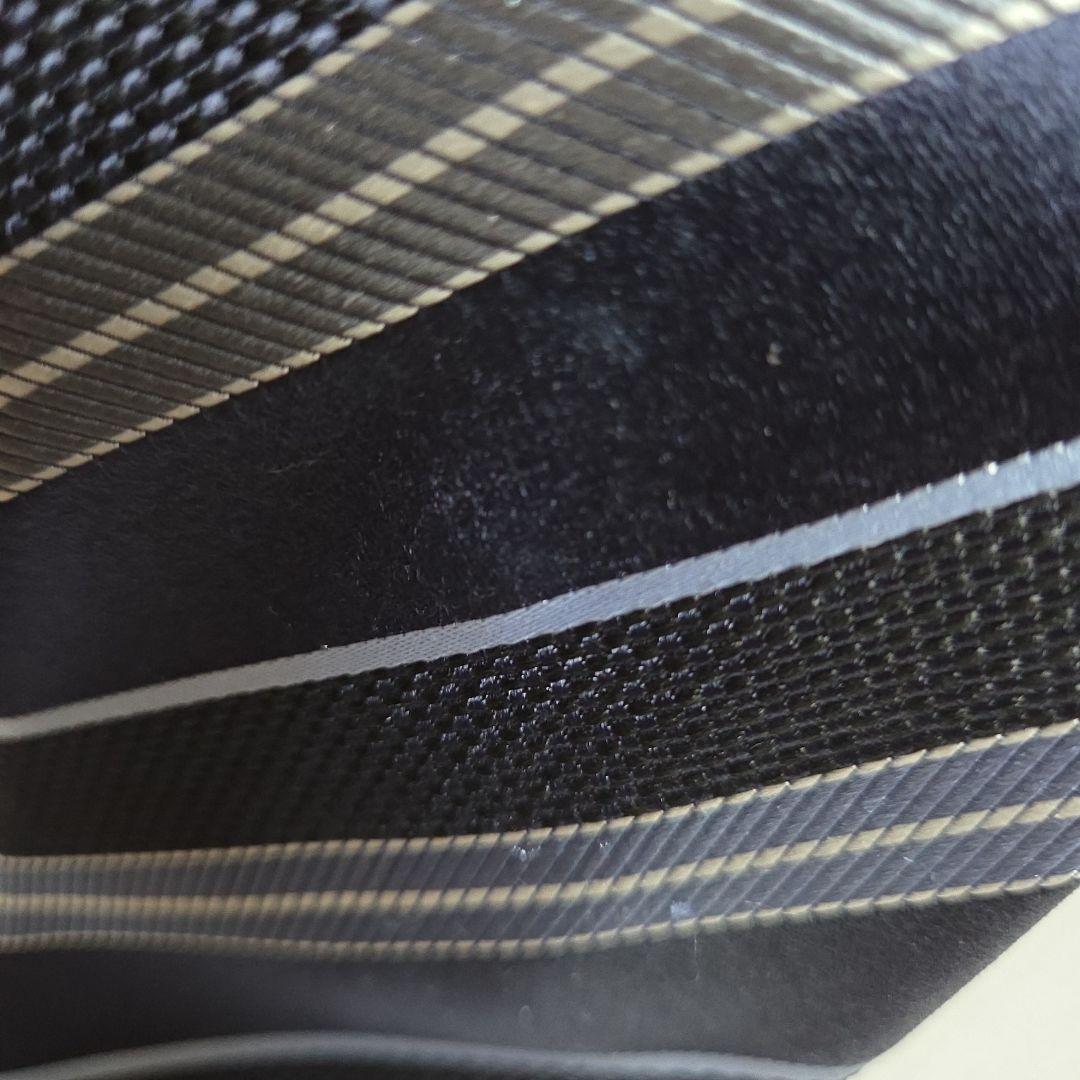 Brioni ネイビー 　レジメンタルネクタイ　オシャレ　8センチ