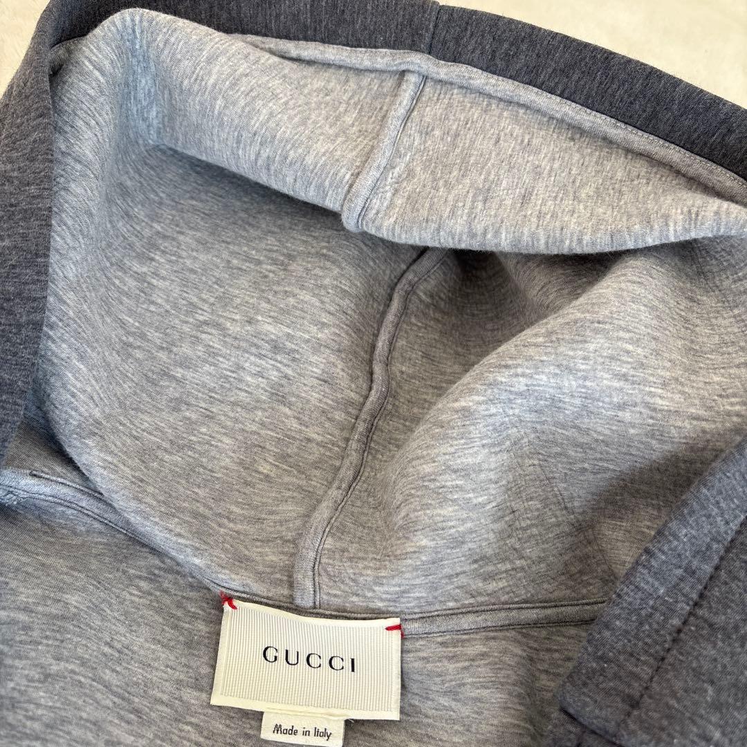 GUCCI 140 アウター　厚手のパーカー