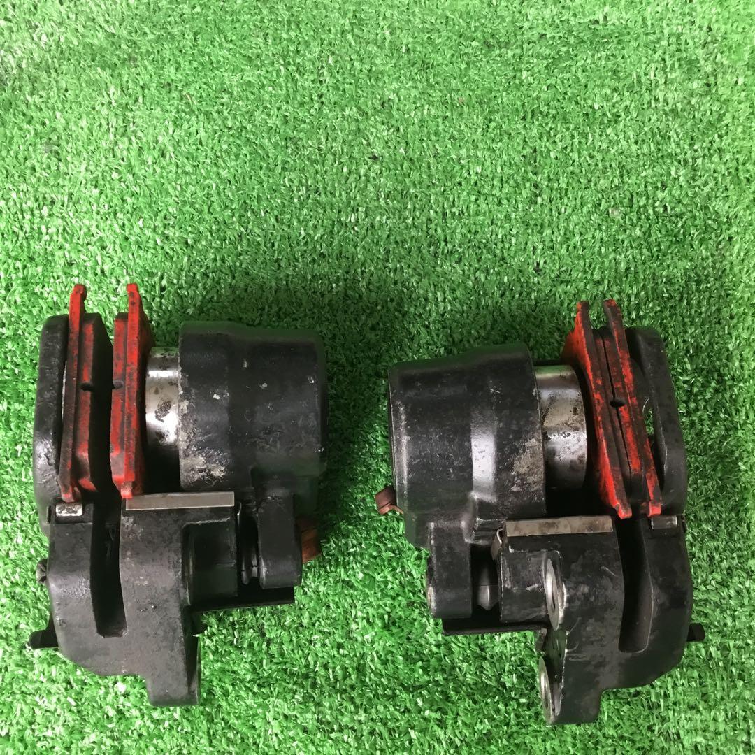 ヤマハ　RZ250 350 純正ブレーキキャリパー ブラック 赤パッド