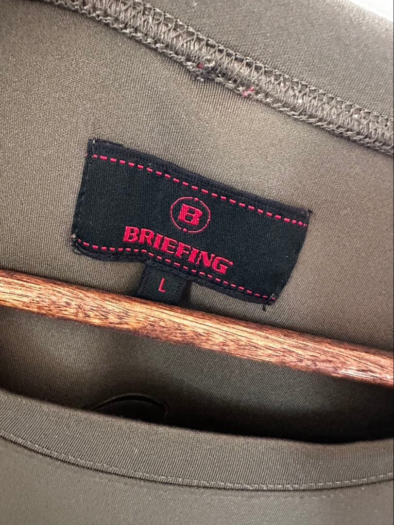 【美品】ブリーフィング　トレーナー　スウェット　3Dロゴ　近年モデル　カーキ