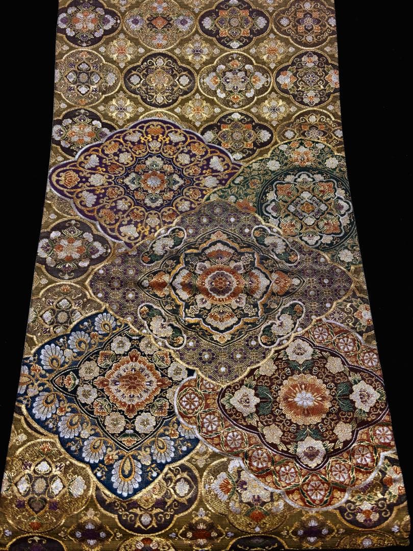 【未使用品】精微伽羅織 壱千八百口織 宝相華 金色　袋帯 六通