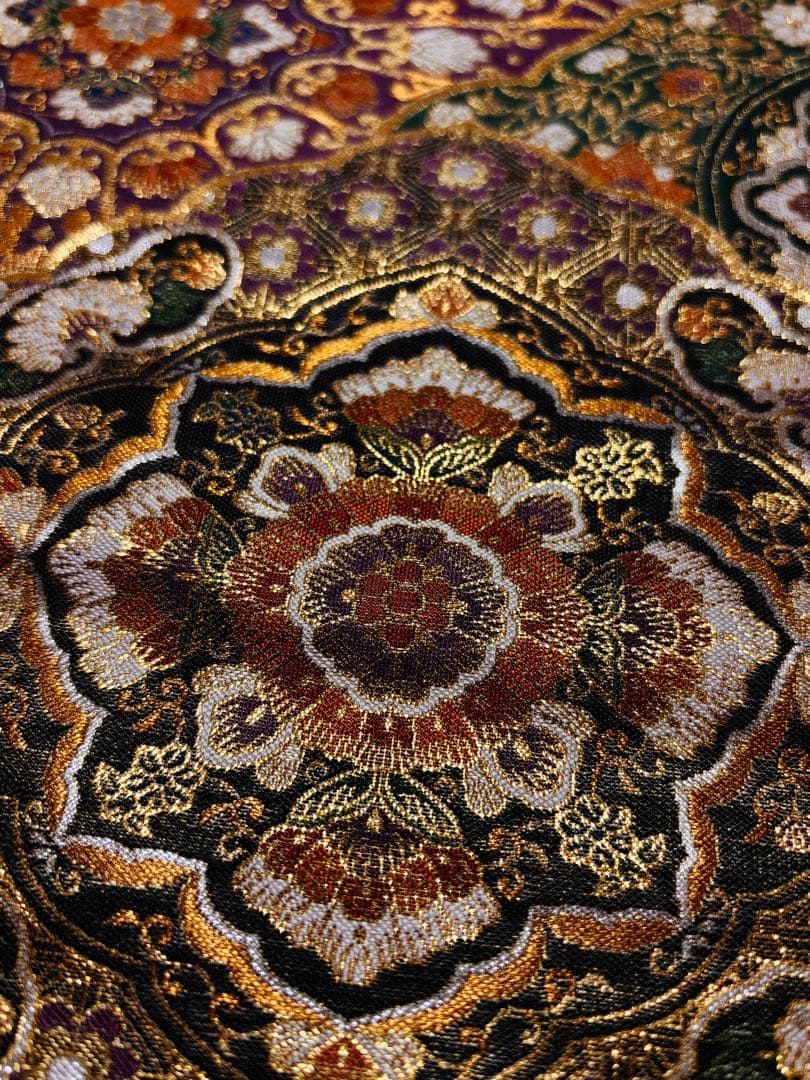 【未使用品】精微伽羅織 壱千八百口織 宝相華 金色　袋帯 六通