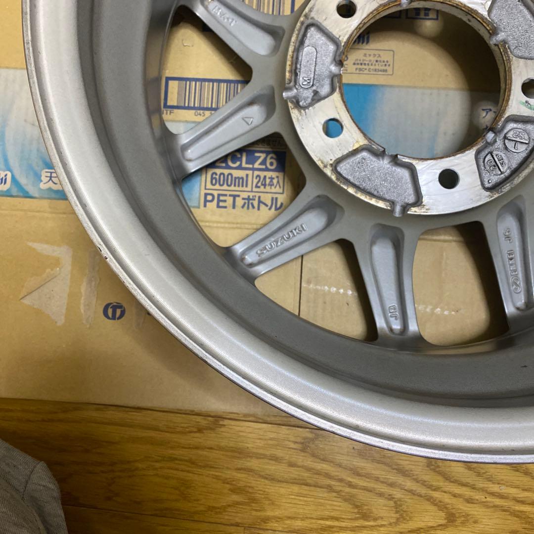 純正アルミホイール　１６インチ　 ４年間使用　１本　③