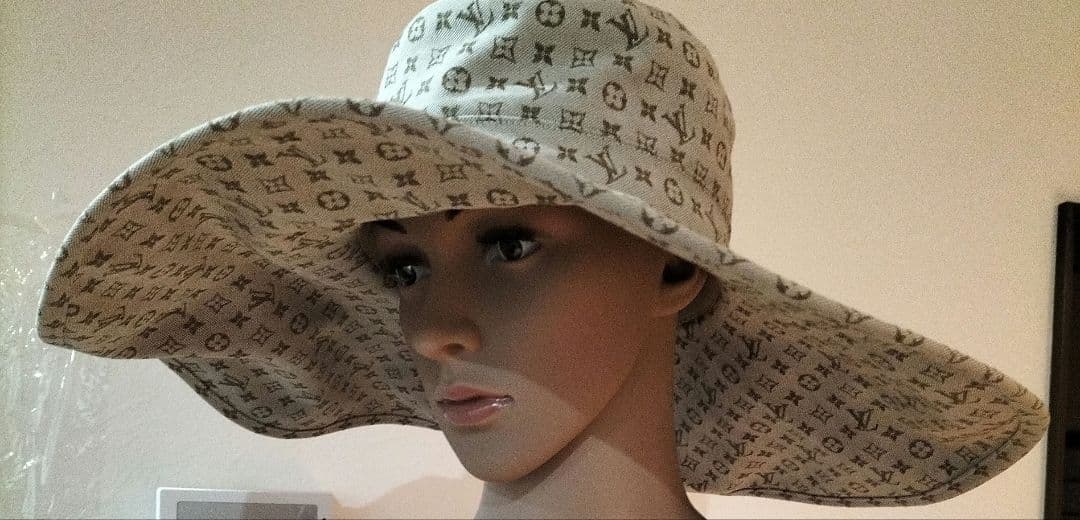 未使用ルイ・ヴィトンのハット