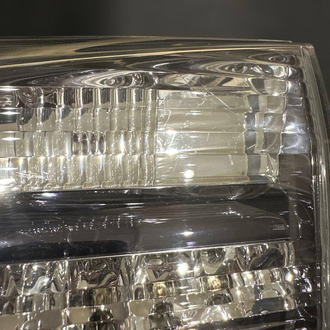 点灯ok HS250h[前期]右フィニッシャー ブレーキランプ　75-9R