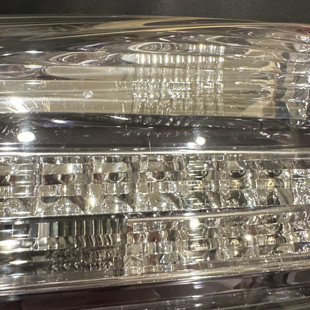 点灯ok HS250h[前期]右フィニッシャー ブレーキランプ　75-9R