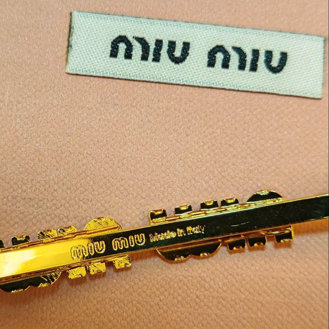 Miu Miu ロゴ入りヘアピン2点セット　美品