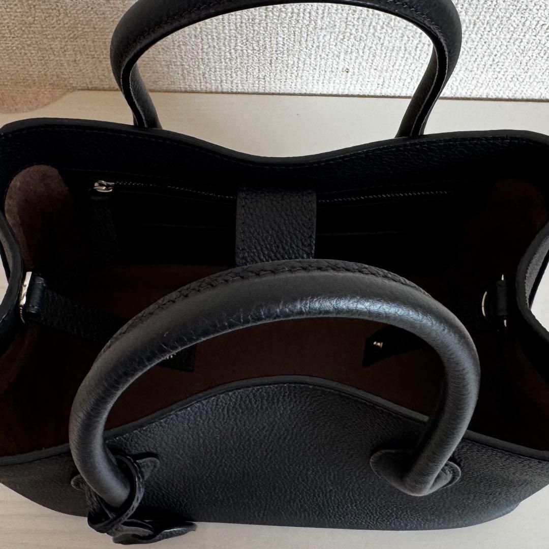 BONAVENTURA ミアトートバッグ（ブラック、27シュリンク（旧サイズ））