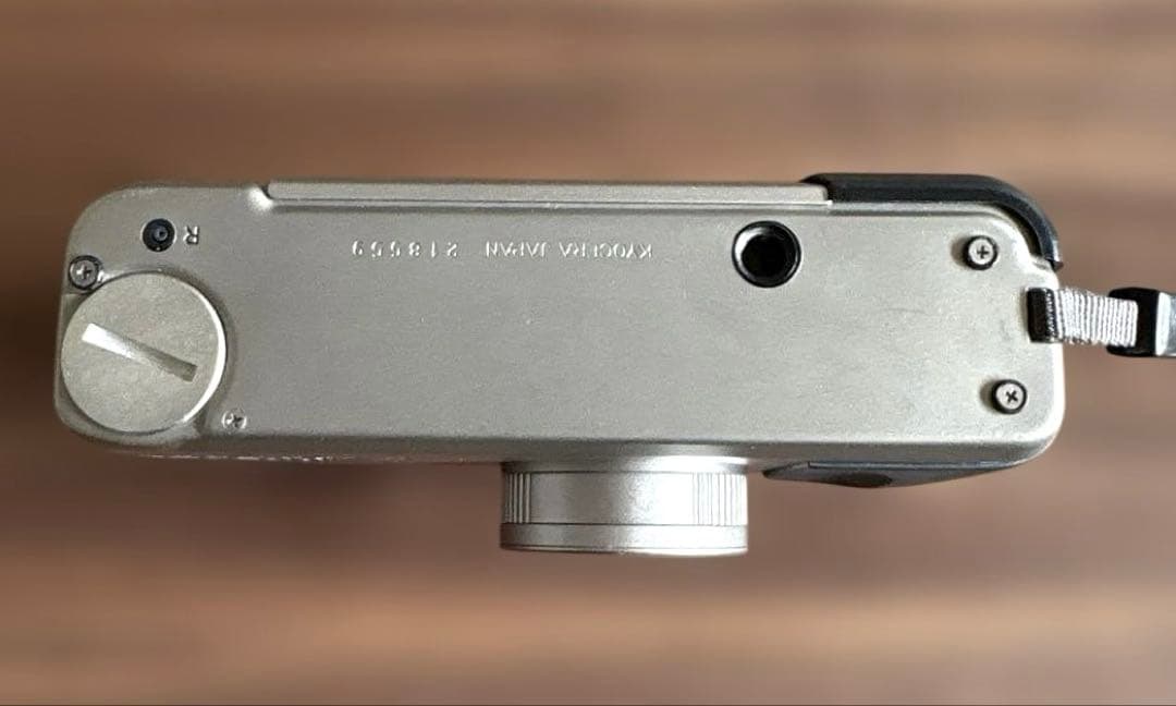 【高級コンパクトカメラ・希少】 Contax T2 チタンクローム