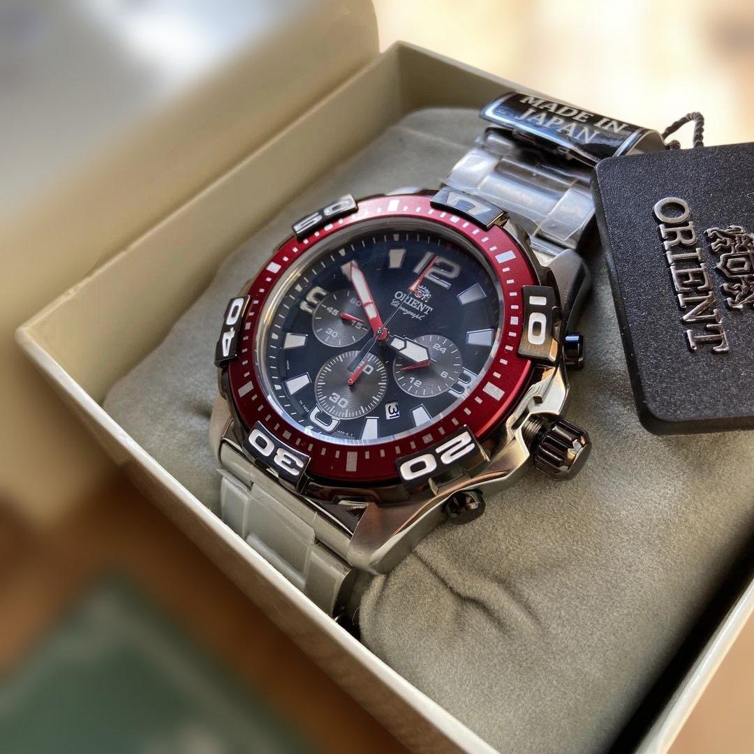 オリエント　ダイバーズ　クロノグラフ腕時計　クオーツ式　未使用品　稼働品