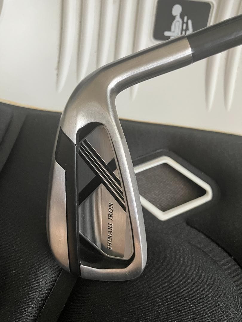 SHINARI IRON シナリアイアン　ゴルフ練習器具