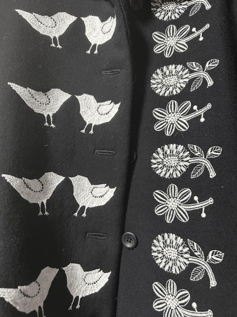 ミナペルホネン　ケープコート 鳥と花刺繍