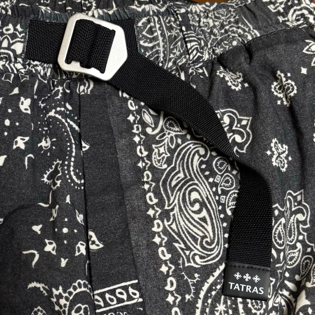 タトラス　TATRAS　RAPETO　ショートパンツ　ハーフパンツ　ペイズリー柄