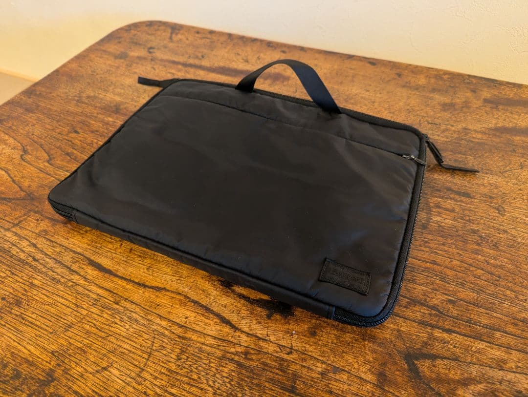 サイズM 定価15000円ヘッドポーター ブラックビューティ ナイロンPCケース